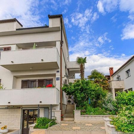 Luna 1 Porec Exterior photo