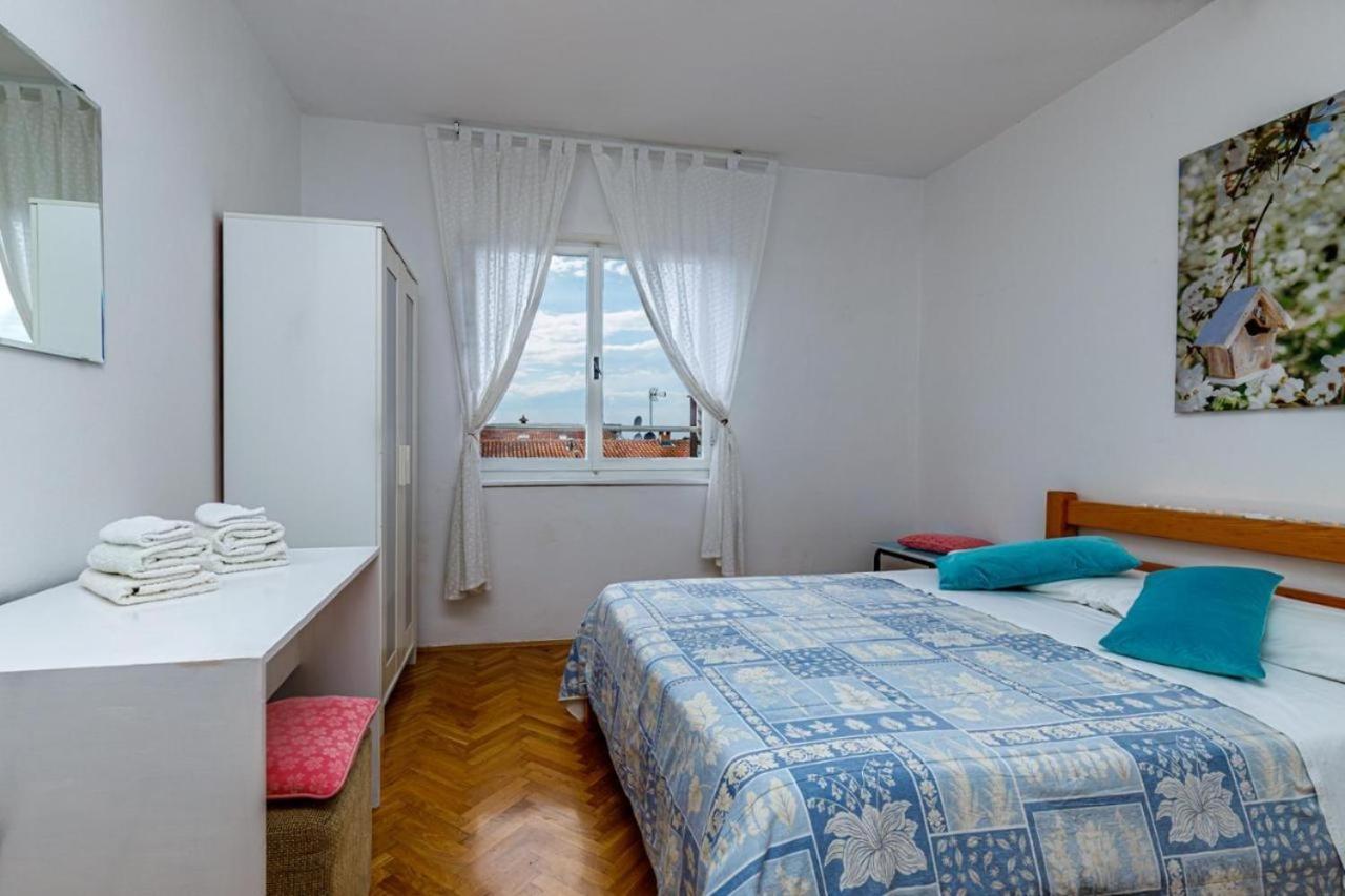 Luna 1 Porec Exterior photo
